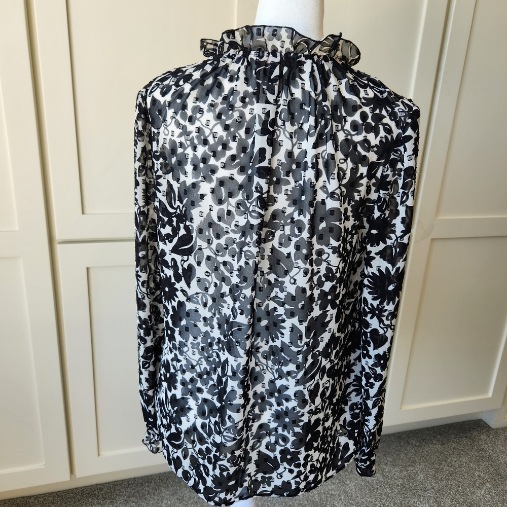 Boden Maddie Floral Top Black White Sheer Long Sleeve Ruffled Neck Tie Size 6 - Picture 3 of 16